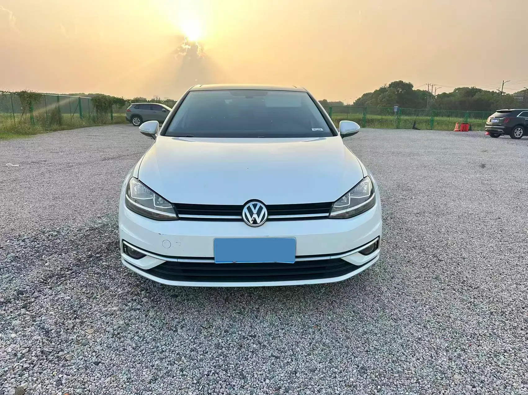 2018 VOLKSWAGEN GOLF thumbnail 2