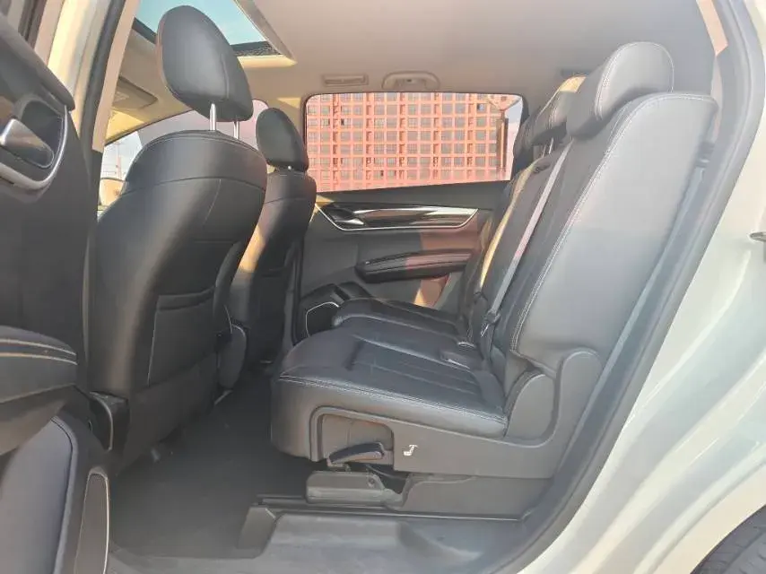 2019 BYD SONG thumbnail 3