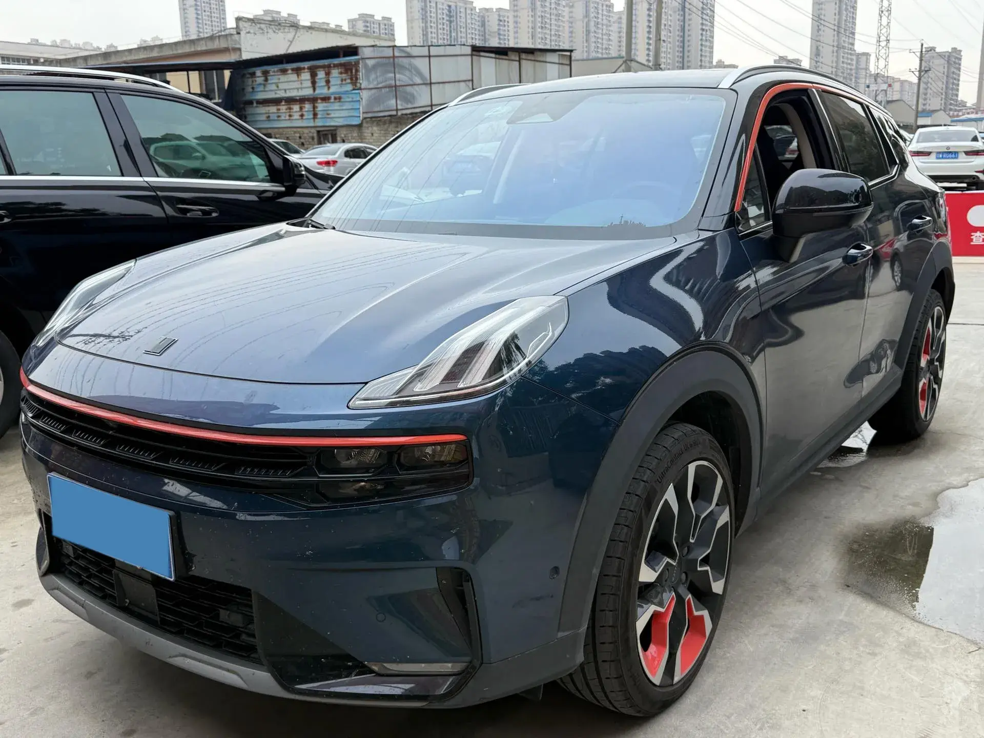 2020 LYNK&CO 06 view 1