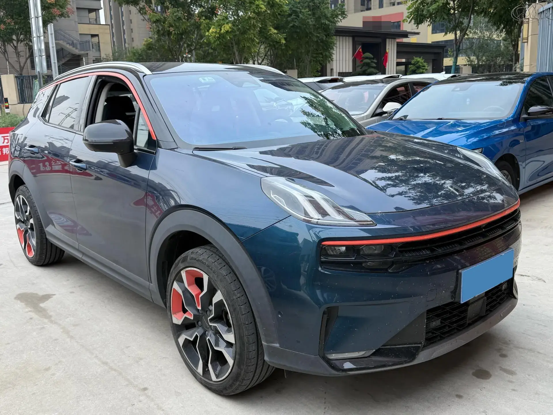 2020 LYNK&CO 06 thumbnail 3