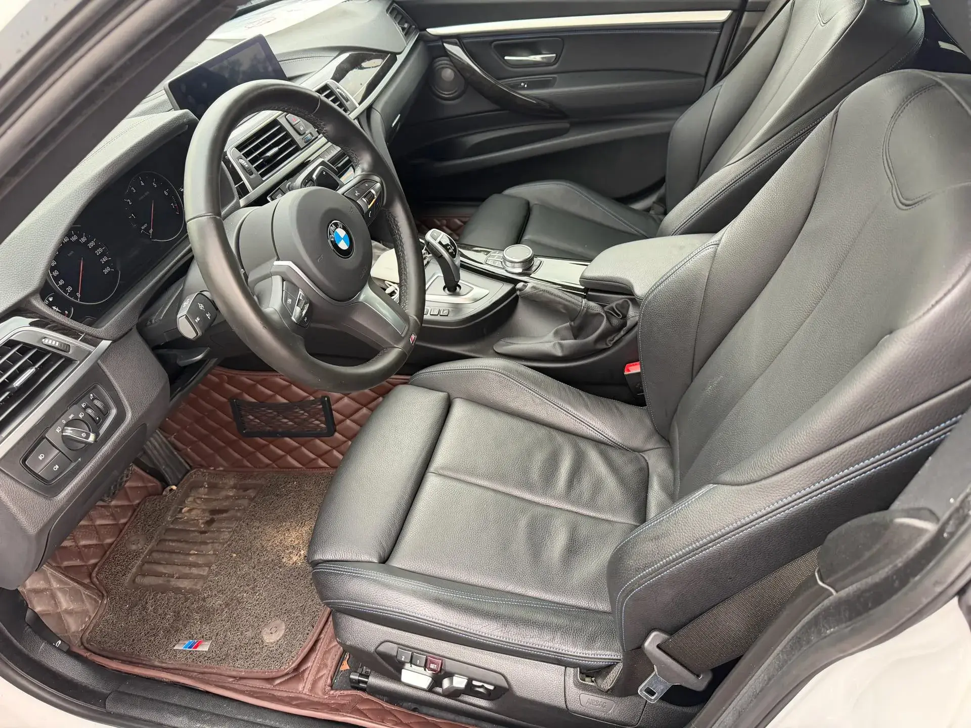 2020 BMW 3 thumbnail 2