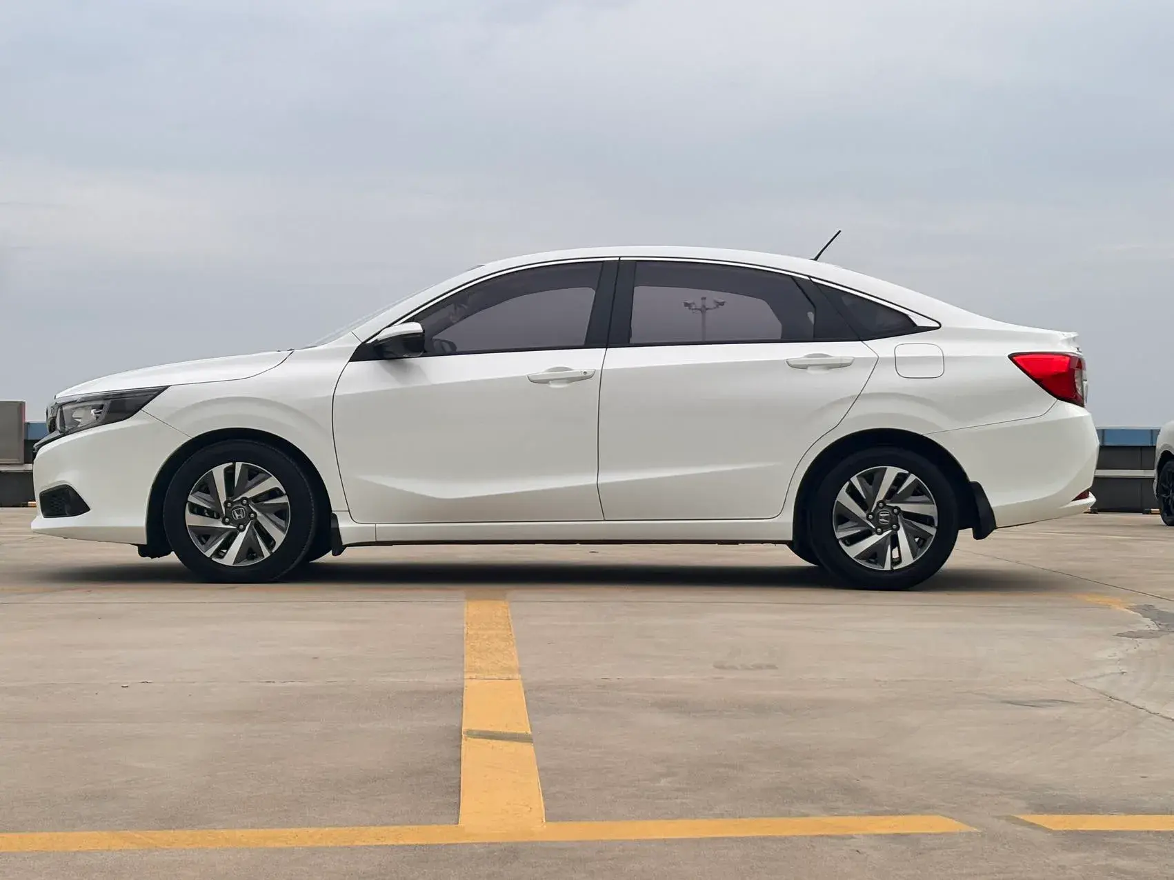 2019 HONDA CRIDER thumbnail 2