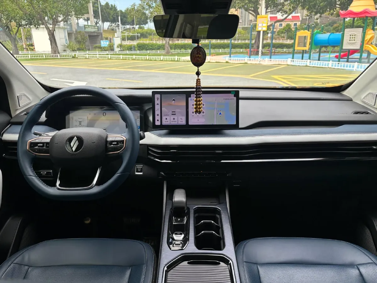 2023 Livan 9 BEV 66.57KWH,autocango,china used car exporter,china ev exporter,chinese used car exporter,chinese used ev exporter