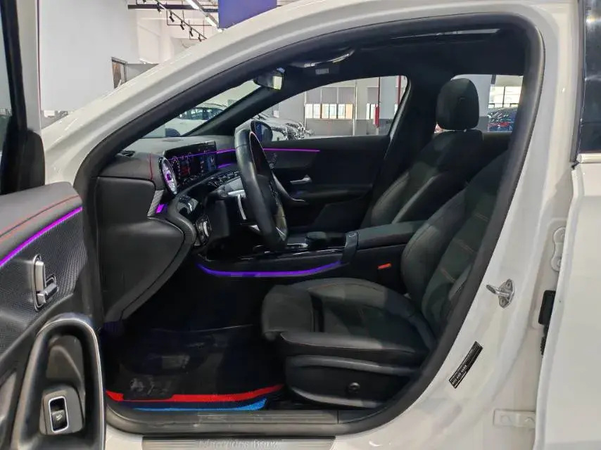 2023 MERCEDES-BENZ A thumbnail 4