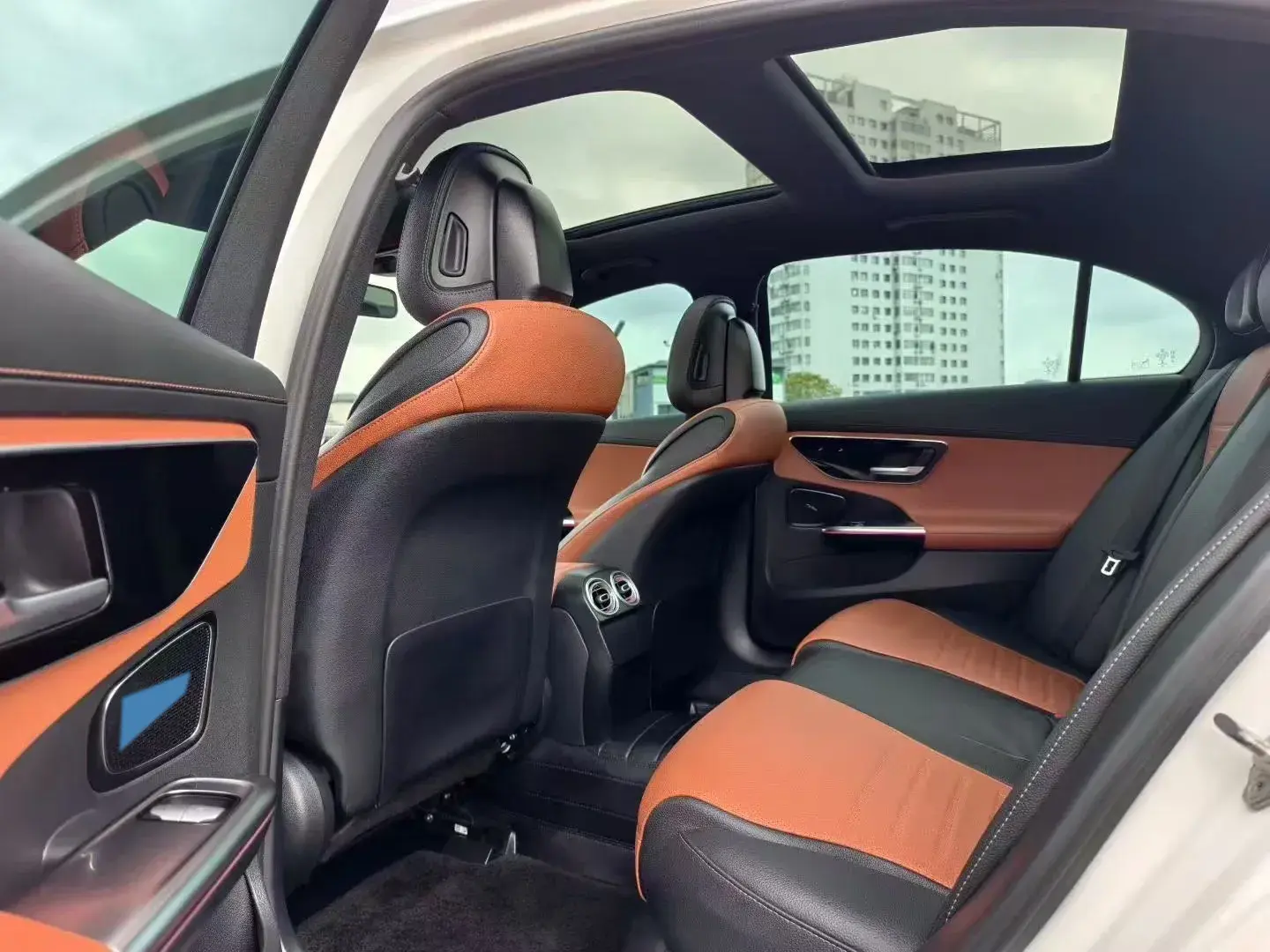 2022 MERCEDES-BENZ C thumbnail 3