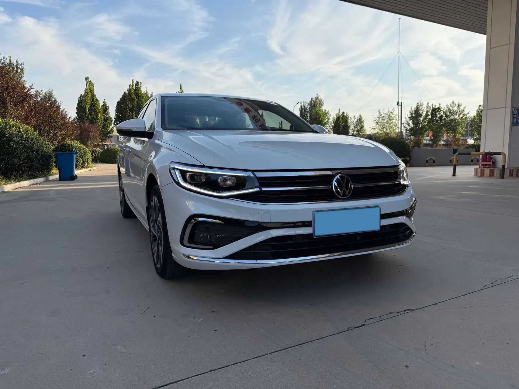 2023 VOLKSWAGEN BORA thumbnail 3