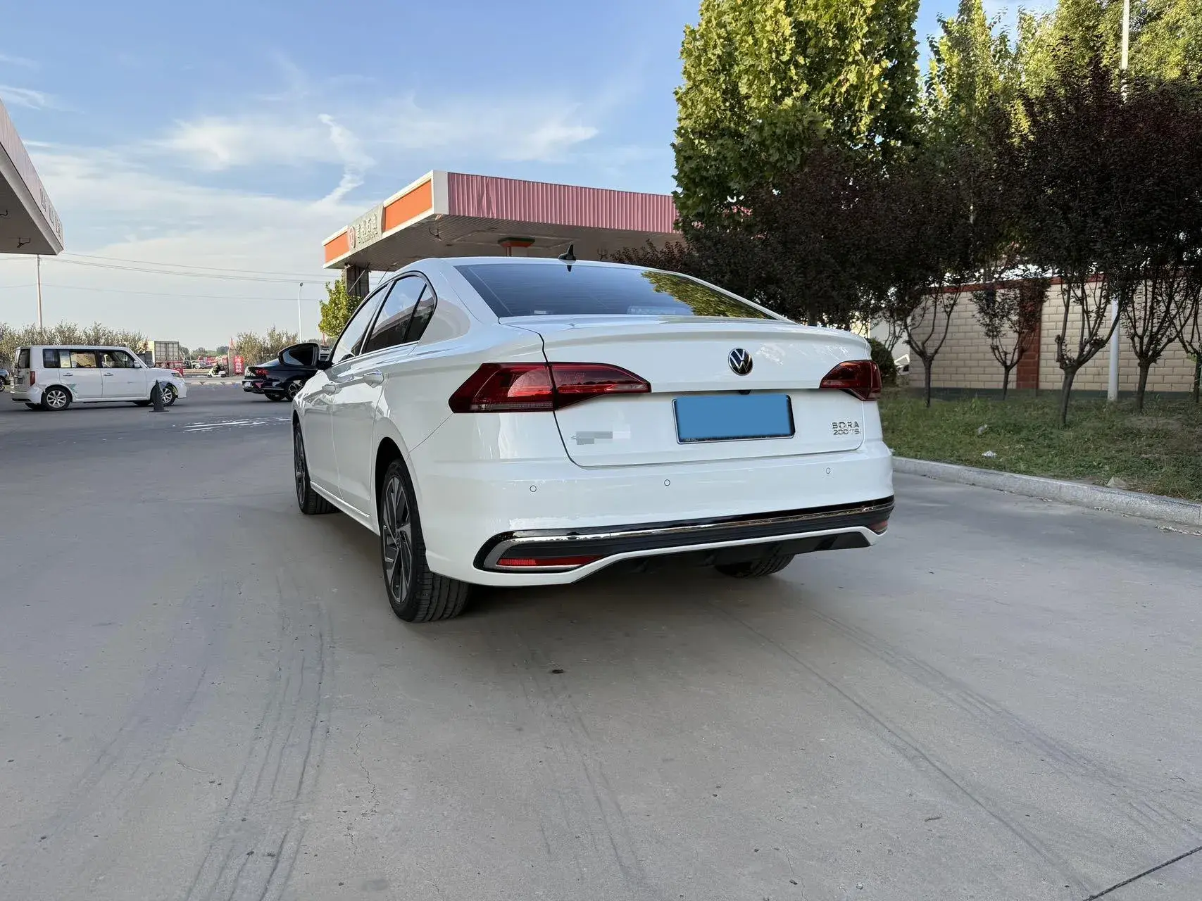 2023 VOLKSWAGEN BORA thumbnail 4