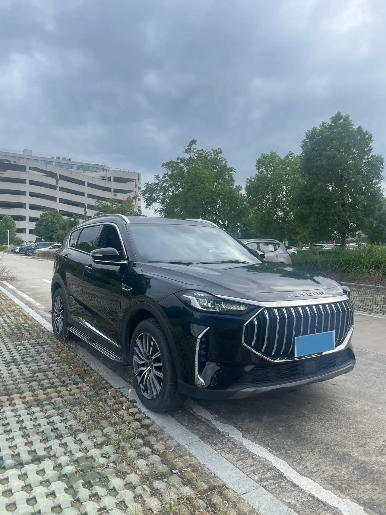 2023 JETOUR X70 thumbnail 3