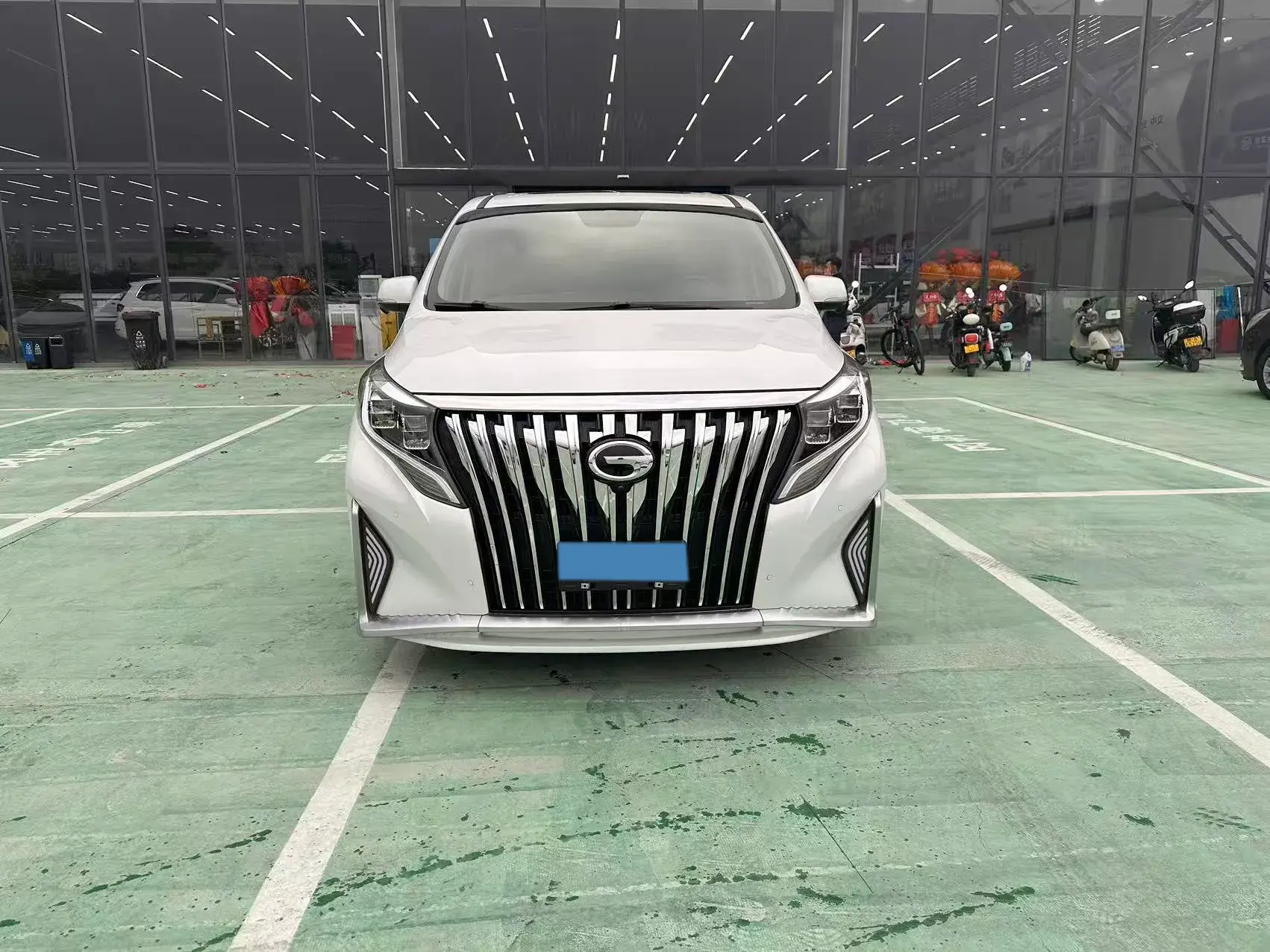 2021 GAC TRUMPCHI thumbnail 3