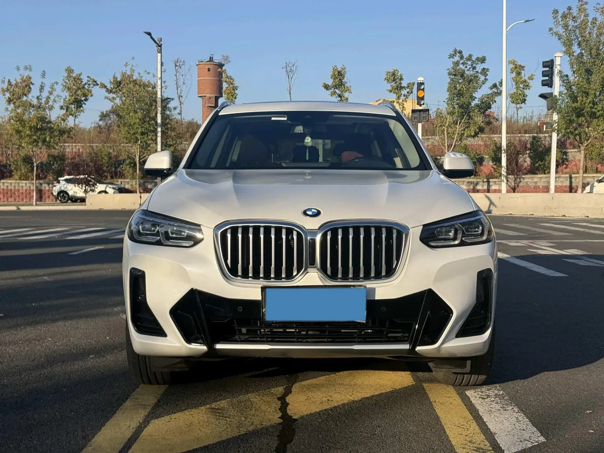 2022 BMW X3 thumbnail 4