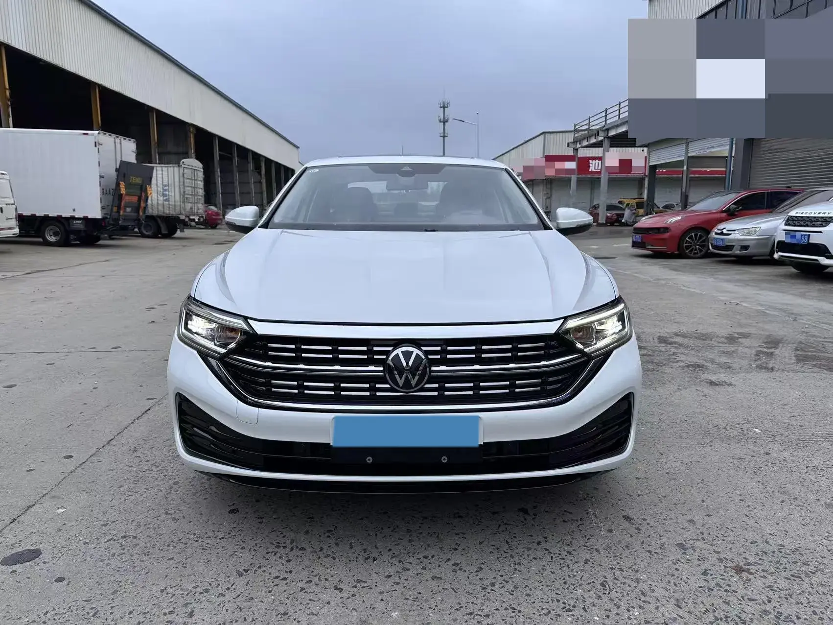 2024 VOLKSWAGEN SAGITAR thumbnail 2