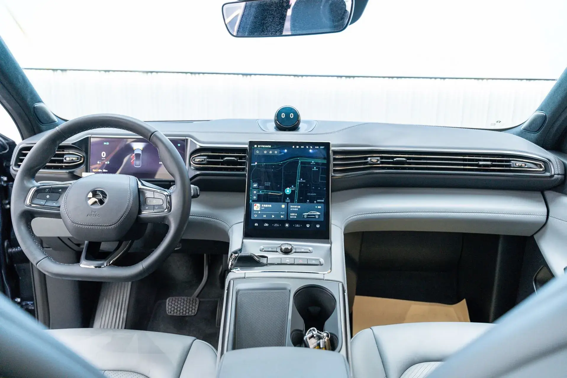 2022 NIO EC6 thumbnail 4