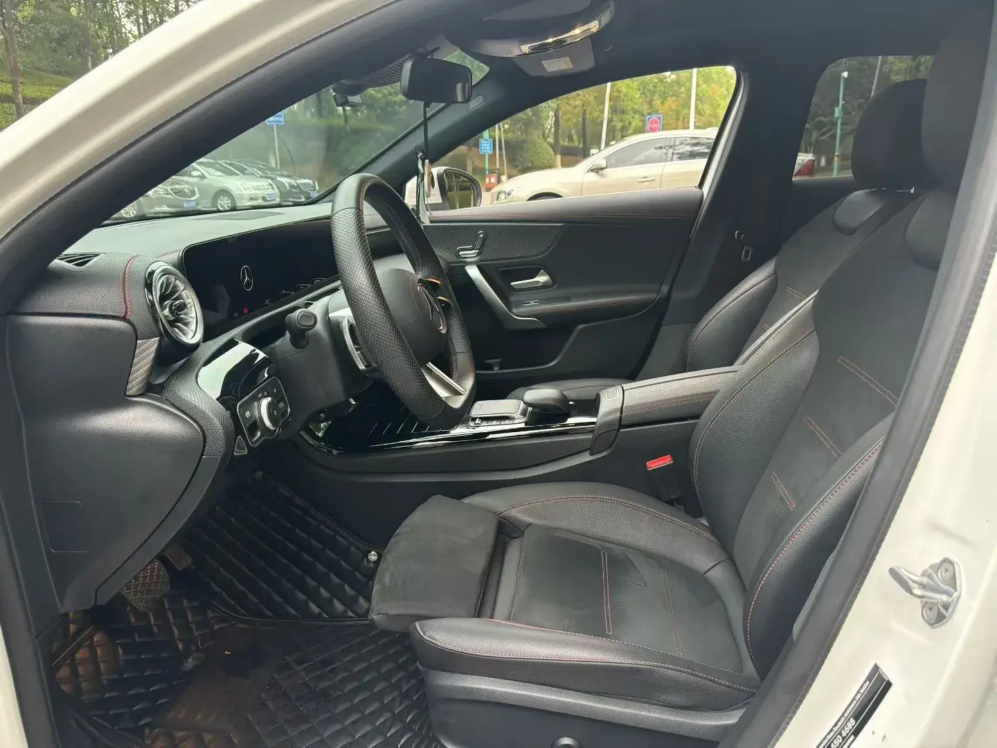 2023 MERCEDES-BENZ A thumbnail 4