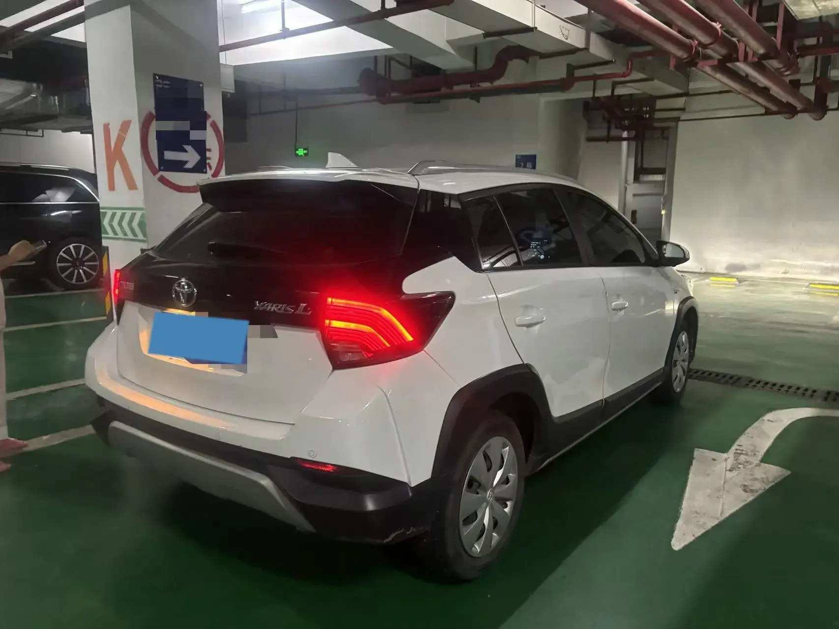 2020 TOYOTA YARIS thumbnail 4