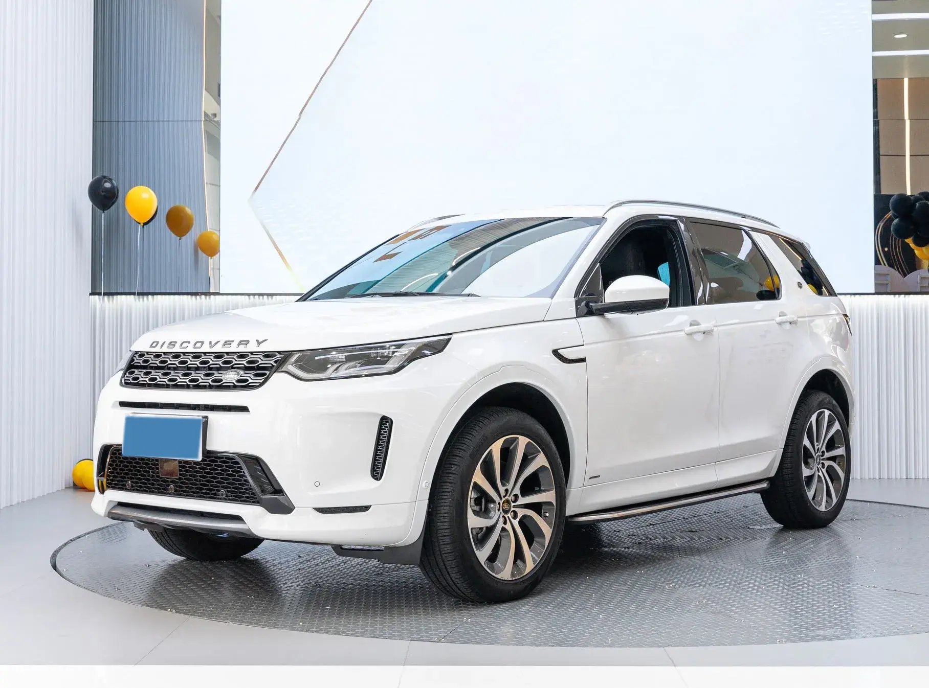 2021 LAND ROVER view 1