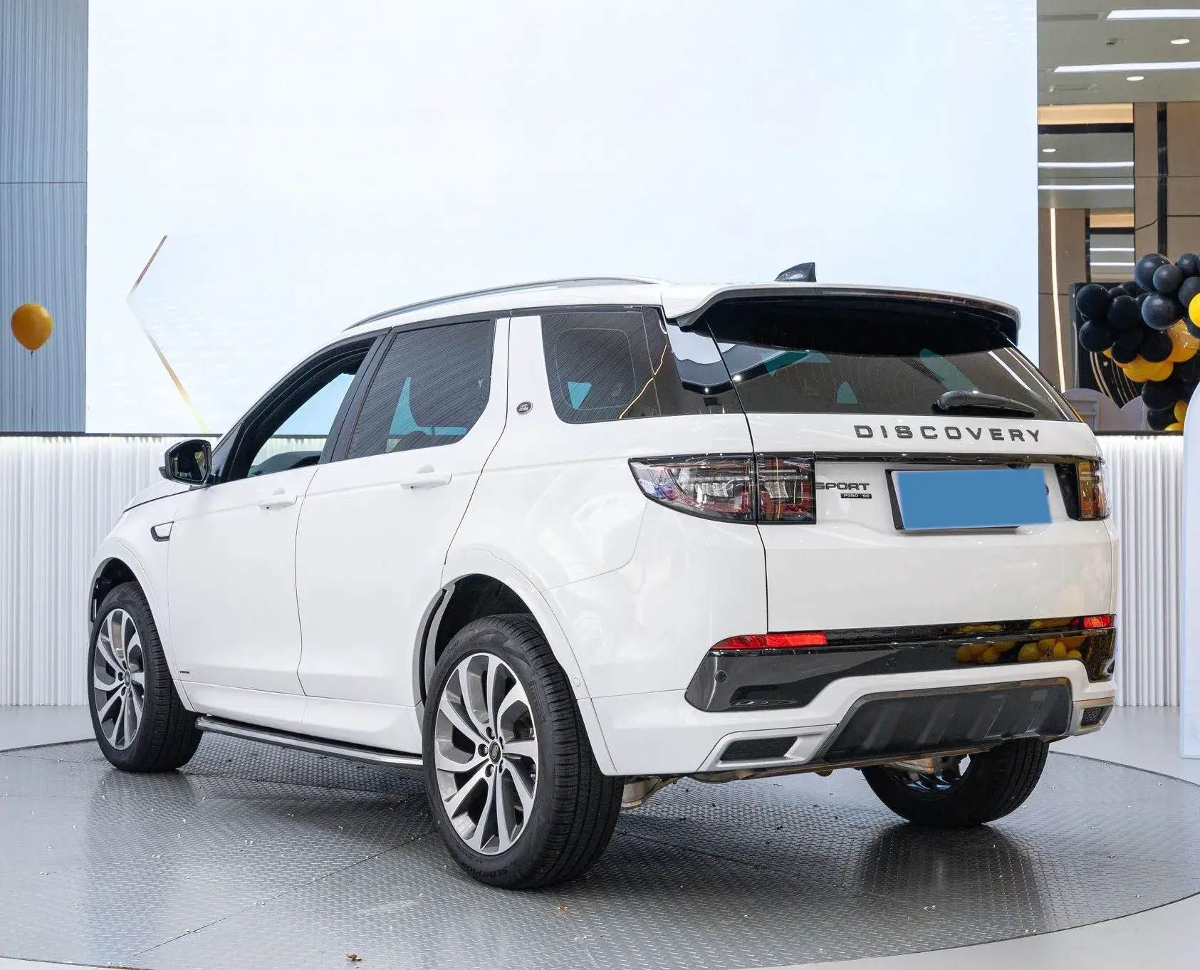 2021 LAND ROVER thumbnail 3