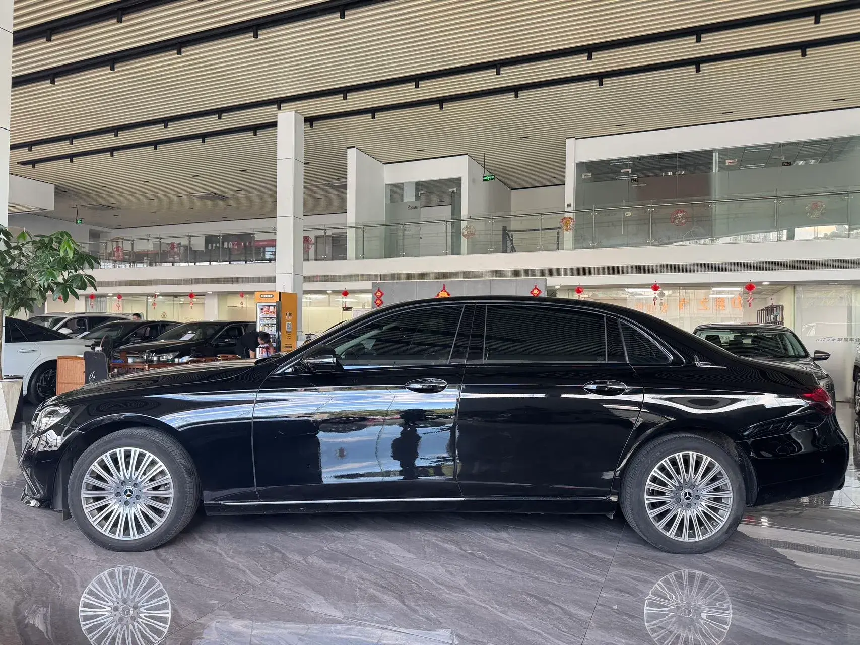 2023 MERCEDES-BENZ E thumbnail 4