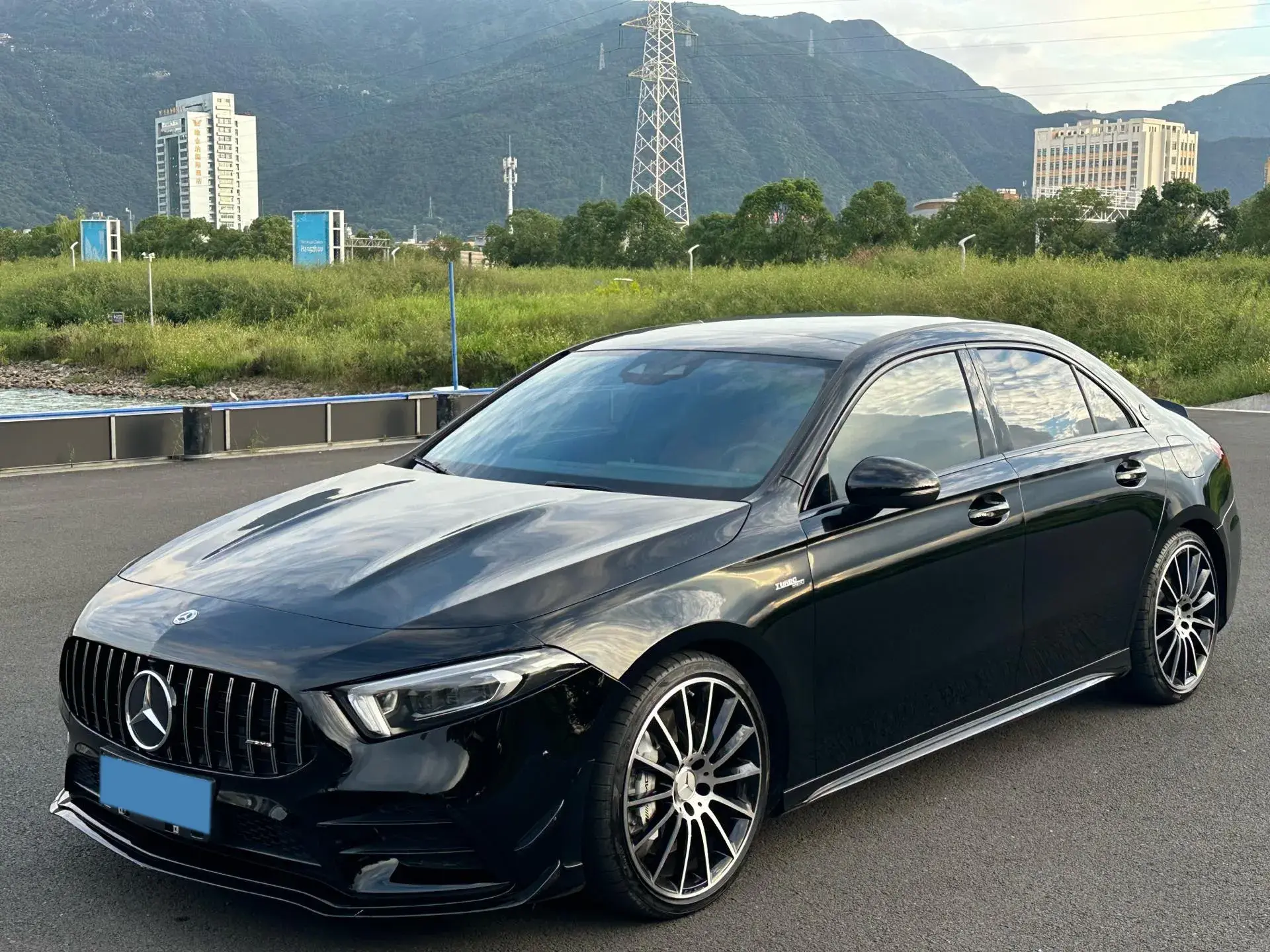 2023 MERCEDES-BENZ A view 1