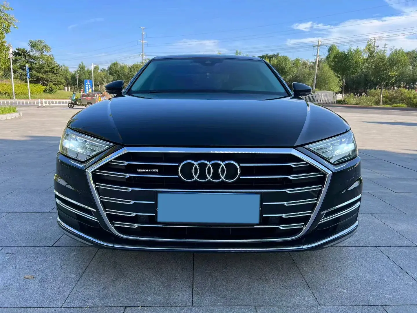 2019 AUDI A8 thumbnail 2