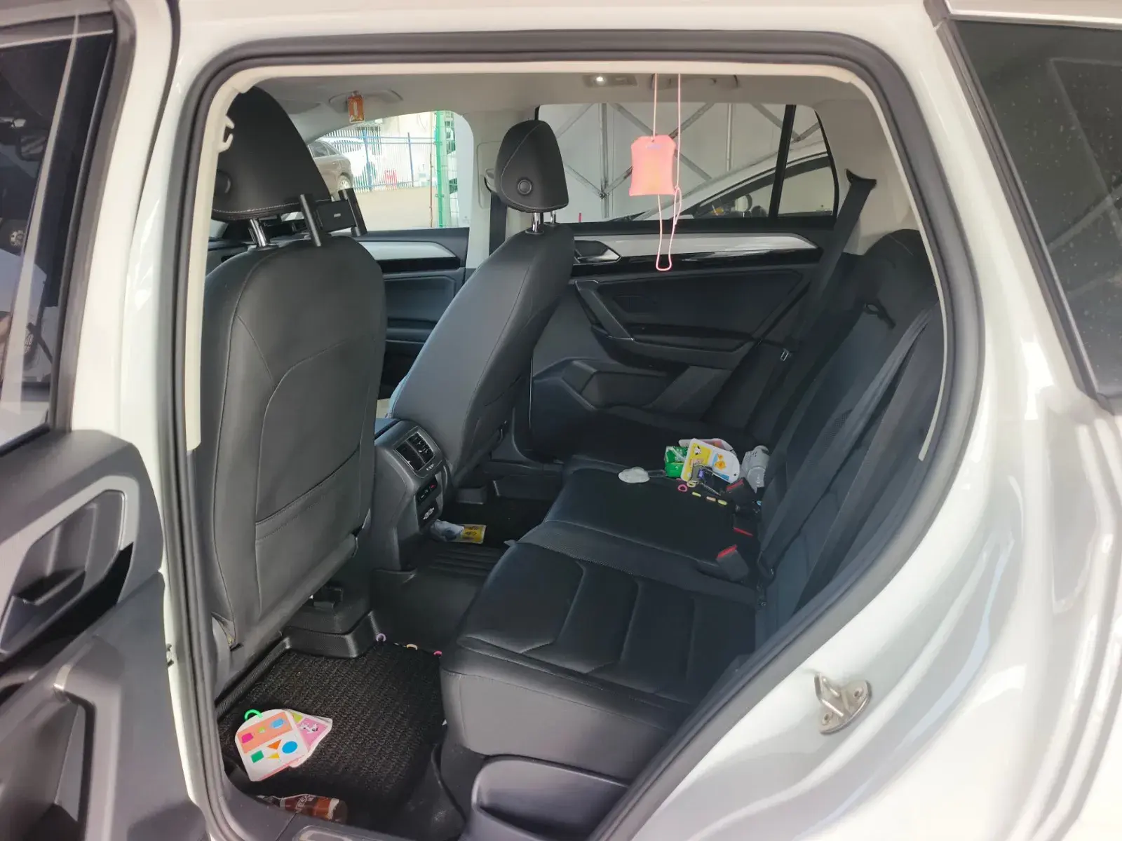 2019 VOLKSWAGEN TAYRON thumbnail 3