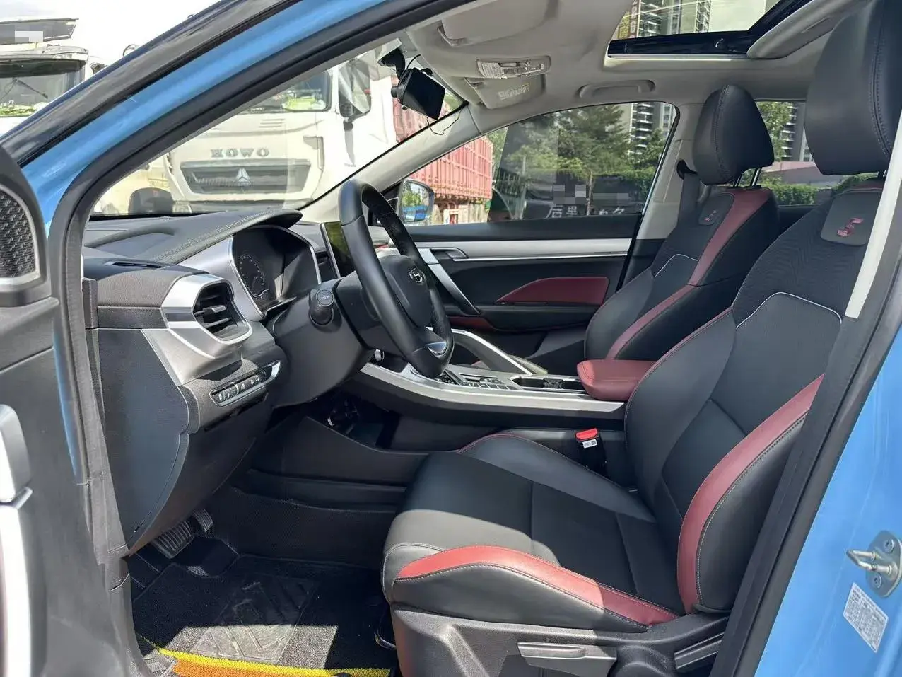 2021 GEELY COOLRAY thumbnail 4