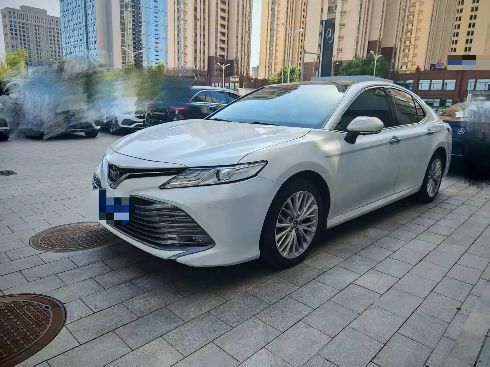 2018 TOYOTA CAMRY view 1