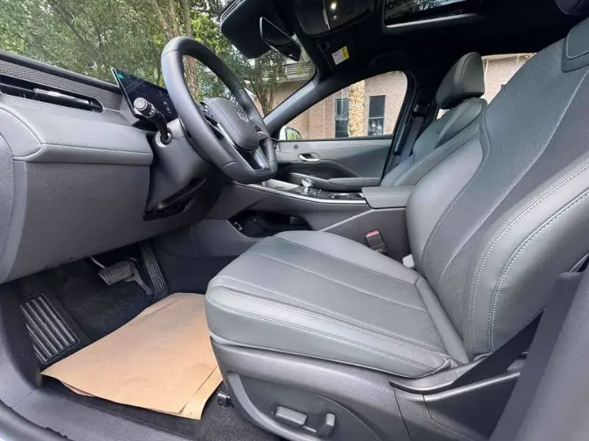 2025 BYD QIN thumbnail 3