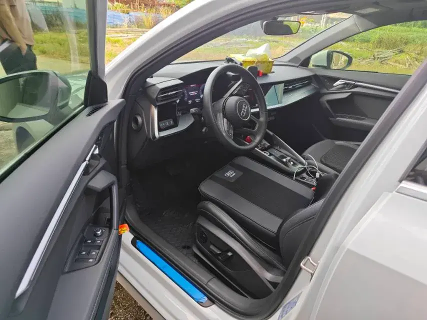 2024 AUDI A3 thumbnail 3