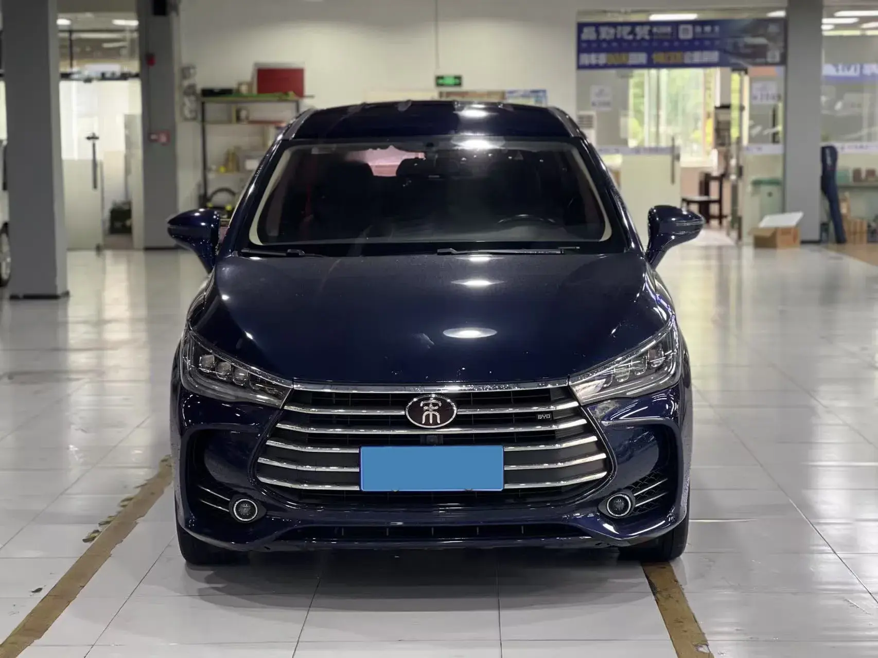 2017 BYD SONG thumbnail 2