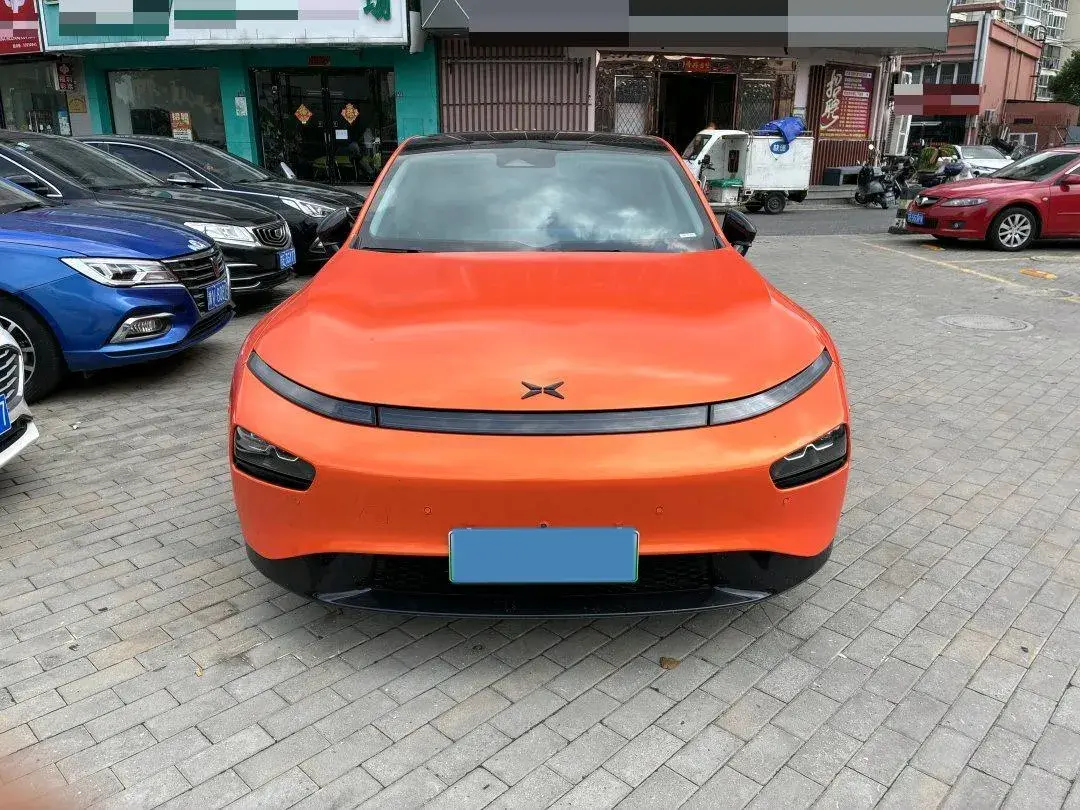 2022 XPENG P7 thumbnail 2