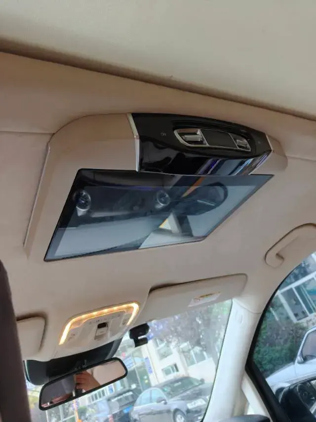 2021 MERCEDES-BENZ V thumbnail 4