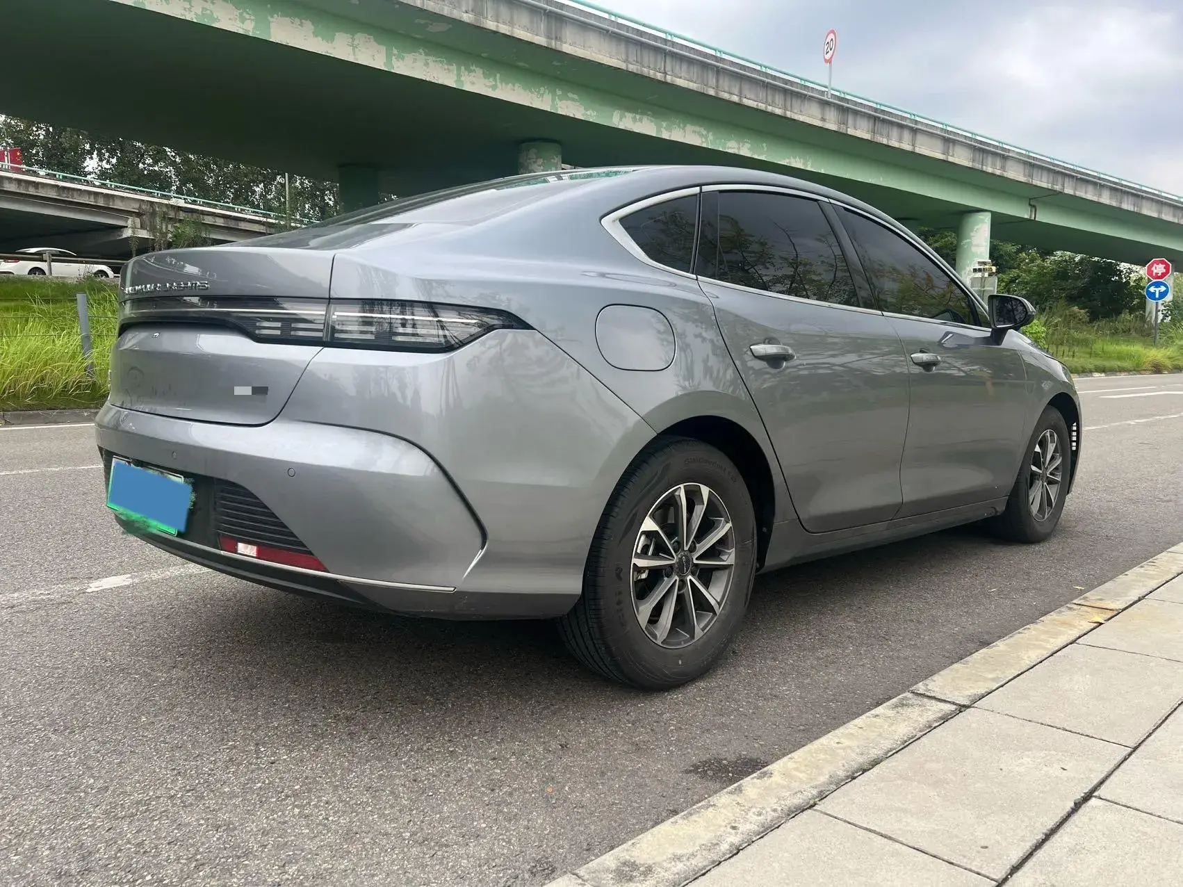 2024 BYD DESTROYER thumbnail 4