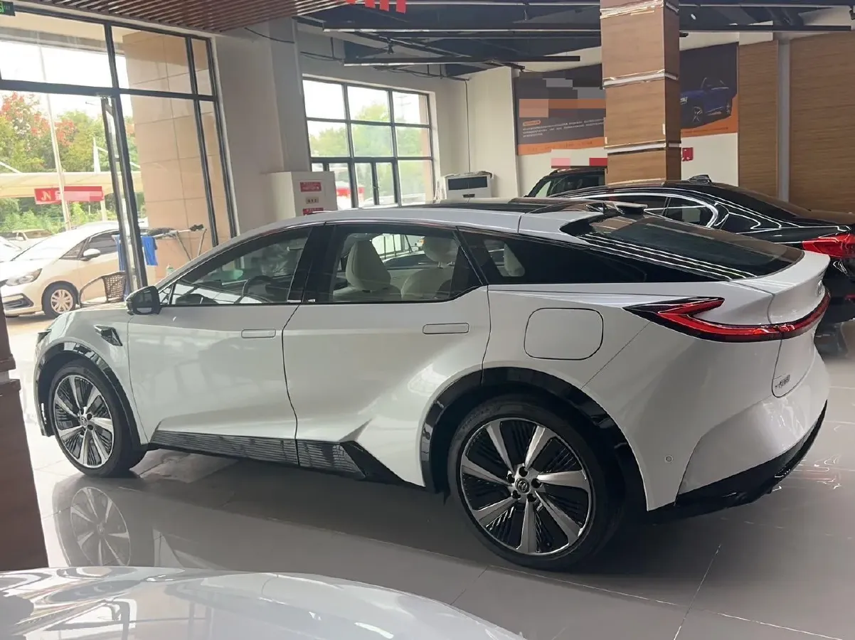 2025 Toyota bZ5 BEV,autocango,china used car exporter,china ev exporter,chinese used car exporter,chinese used ev exporter