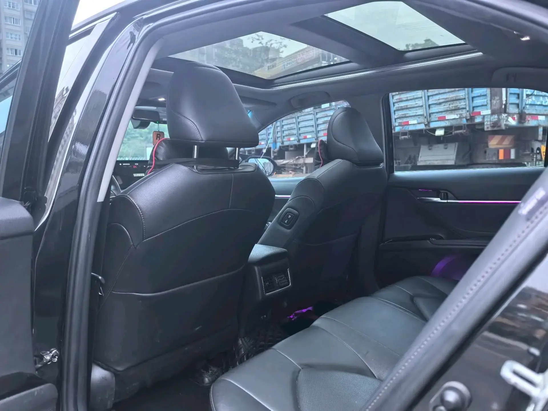 2021 TOYOTA CAMRY thumbnail 3