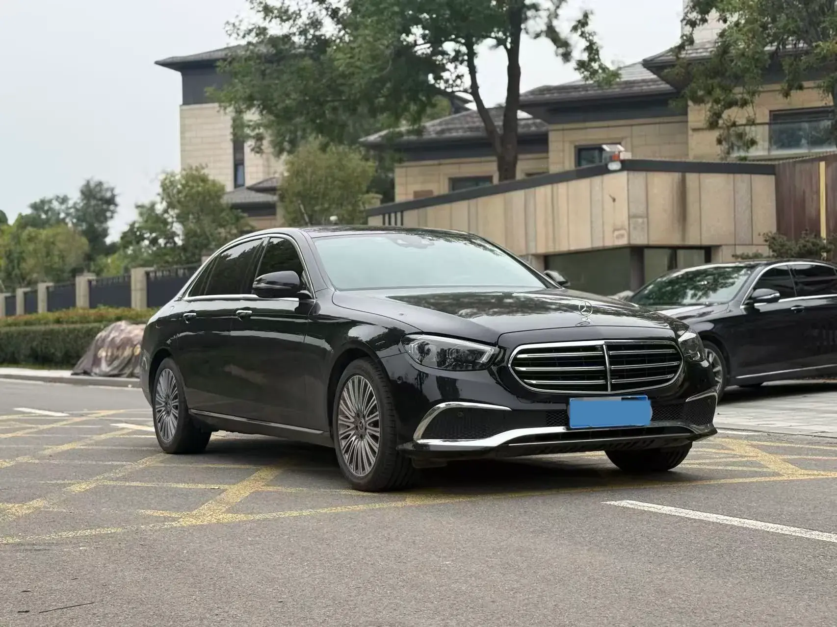 2021 MERCEDES-BENZ E thumbnail 3