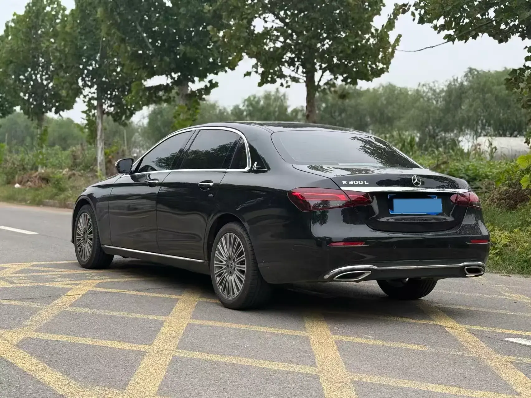 2021 MERCEDES-BENZ E thumbnail 4