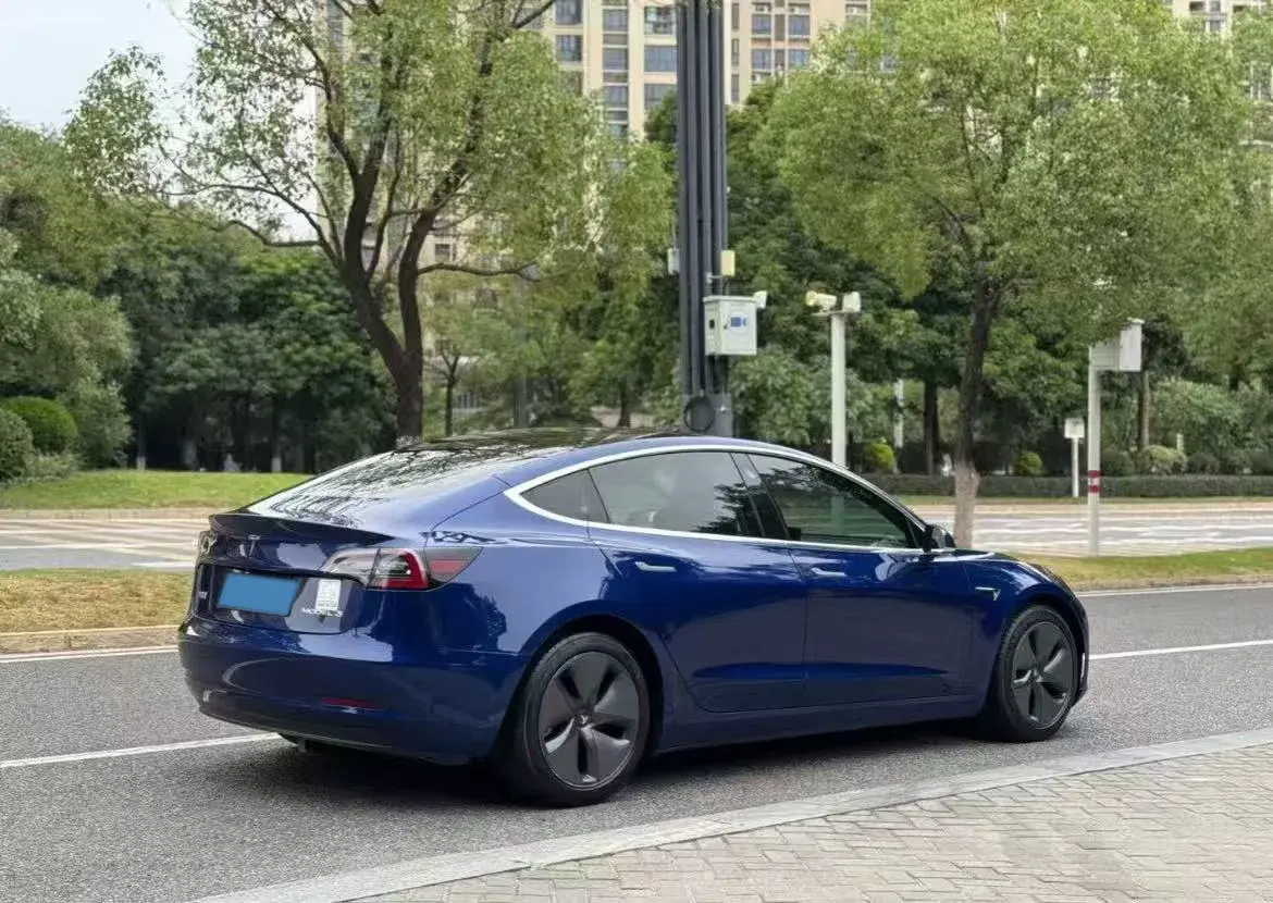2019 TESLA MODEL thumbnail 2