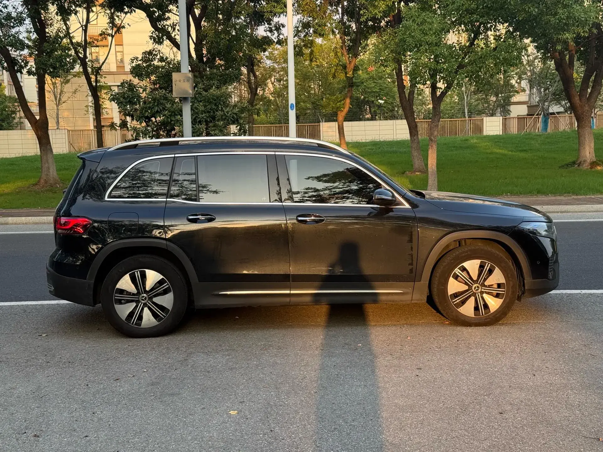 2023 MERCEDES-BENZ EQB thumbnail 4