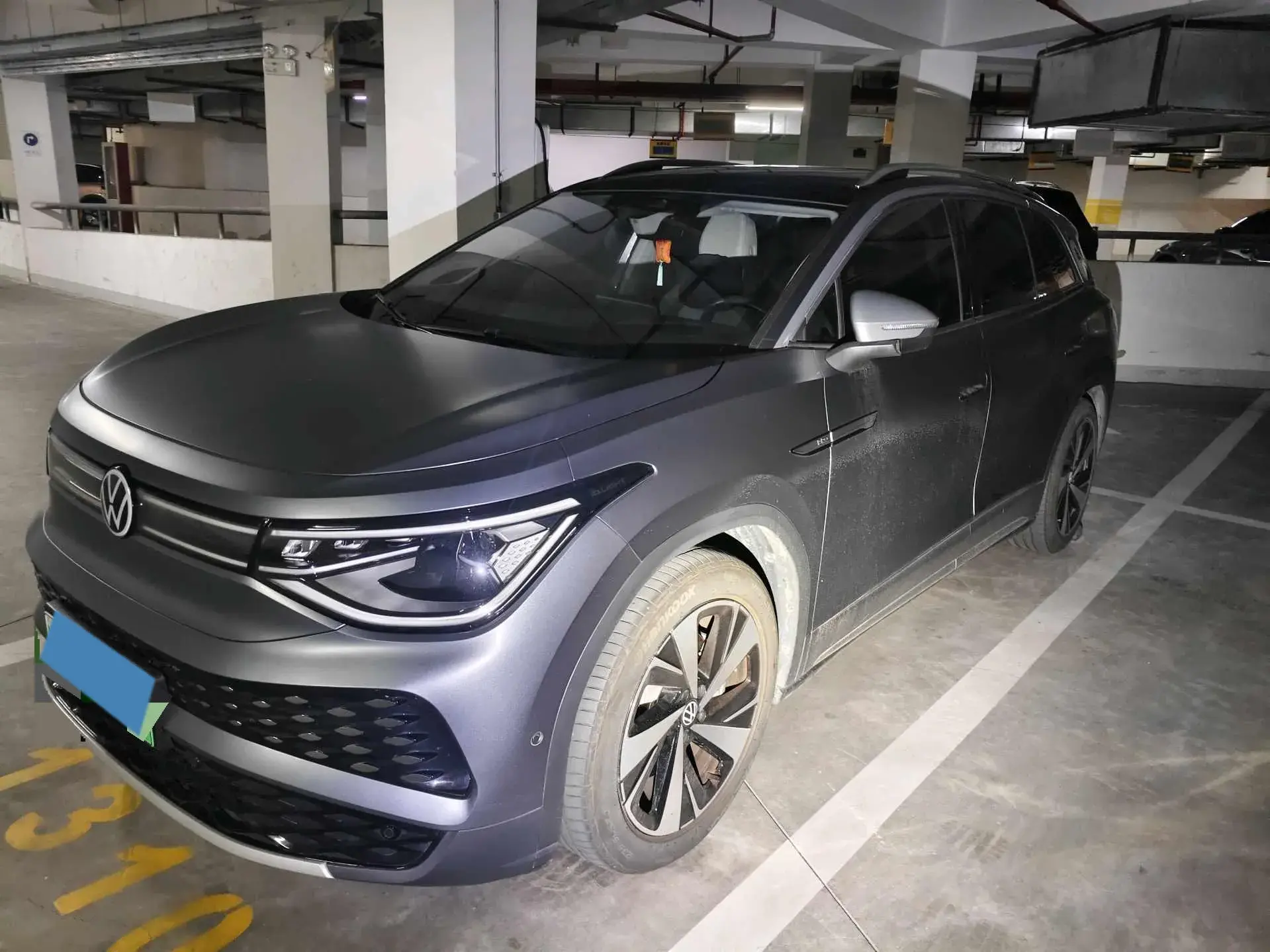 2022 VOLKSWAGEN ID.6 view 1