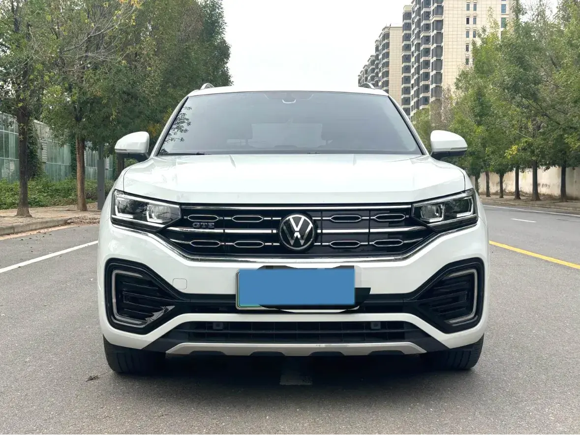 2022 VOLKSWAGEN TAYRON thumbnail 2