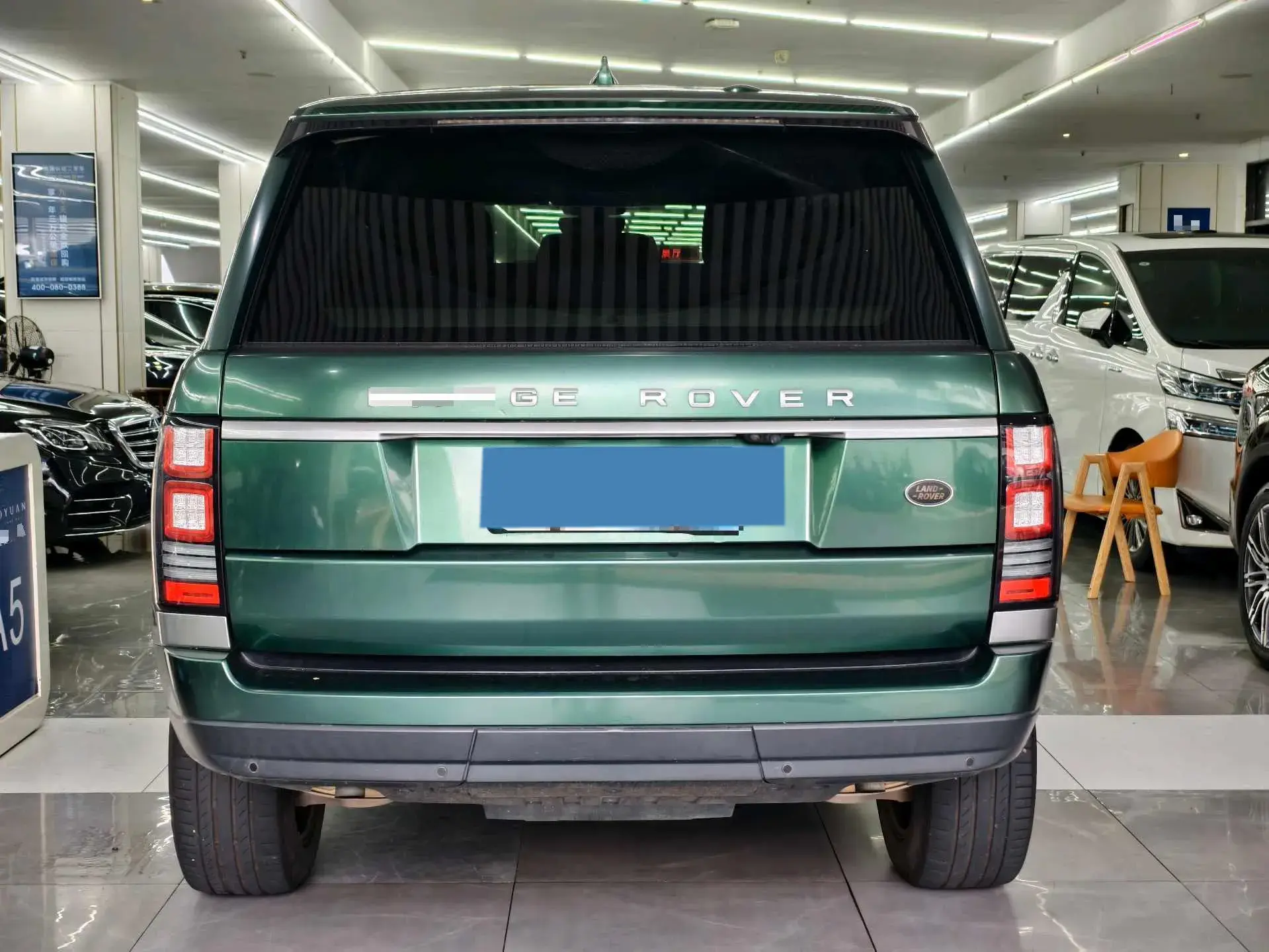 2017 LAND ROVER thumbnail 4