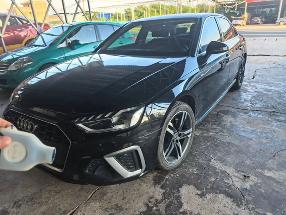 2020 Audi A4L 2.0T 190HP L4 7DCT