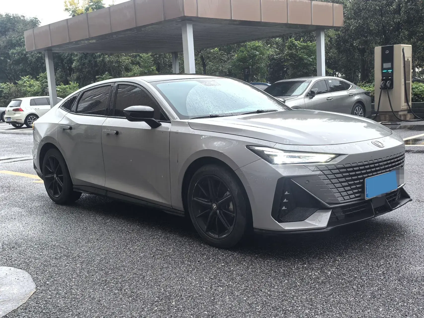 2022 CHANGAN UNI-V thumbnail 2