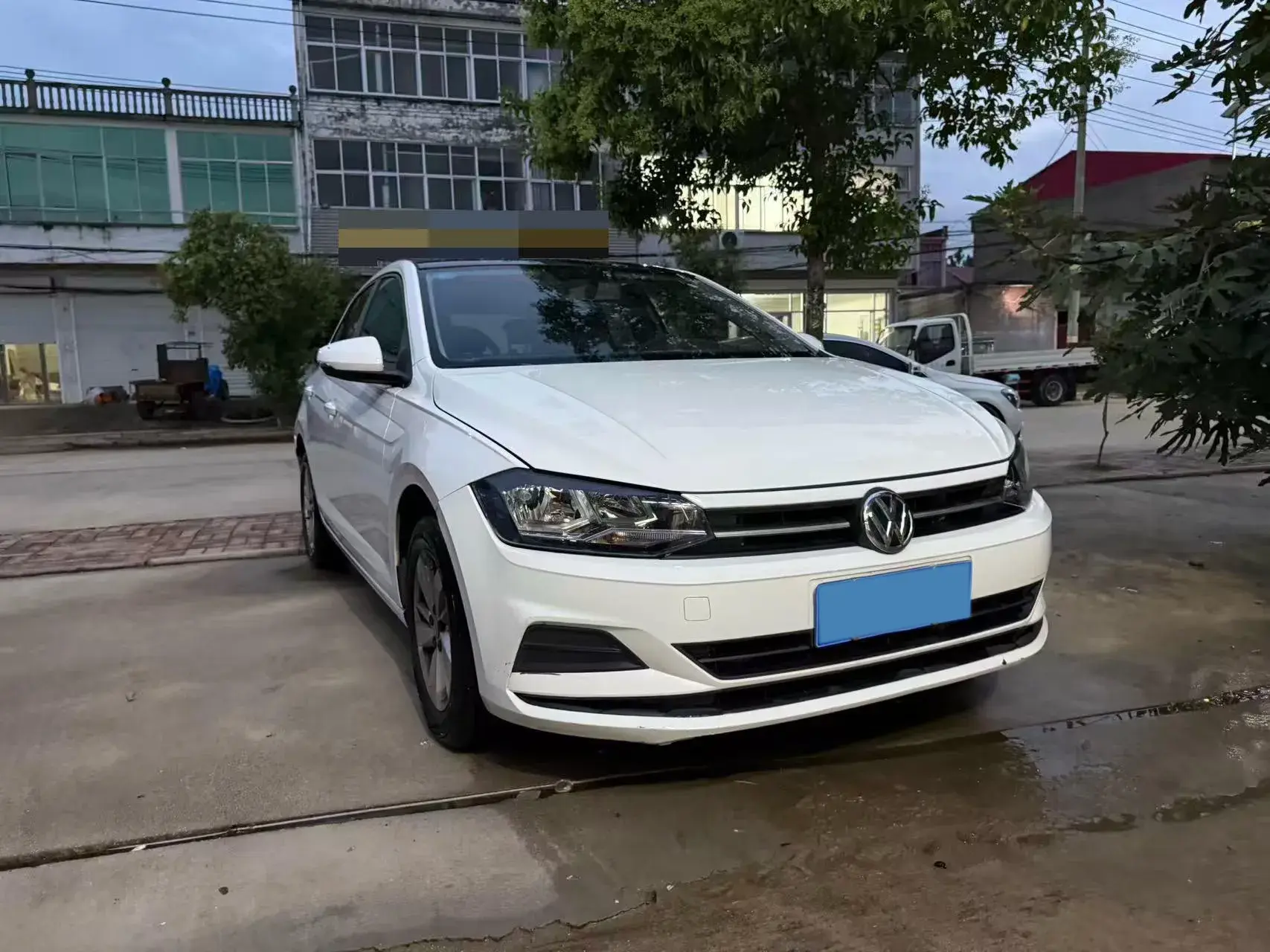 2019 VOLKSWAGEN POLO thumbnail 2
