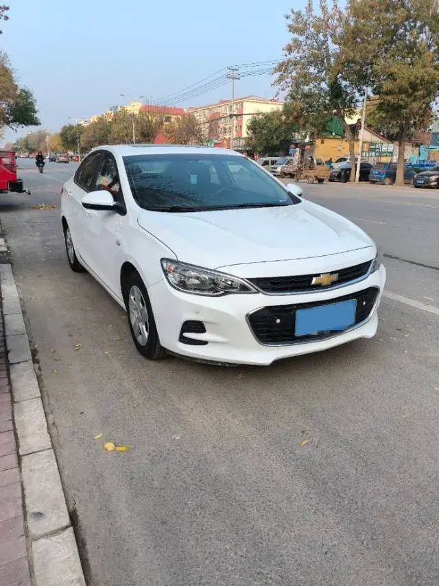 2019 CHEVROLET CAVALIER thumbnail 2