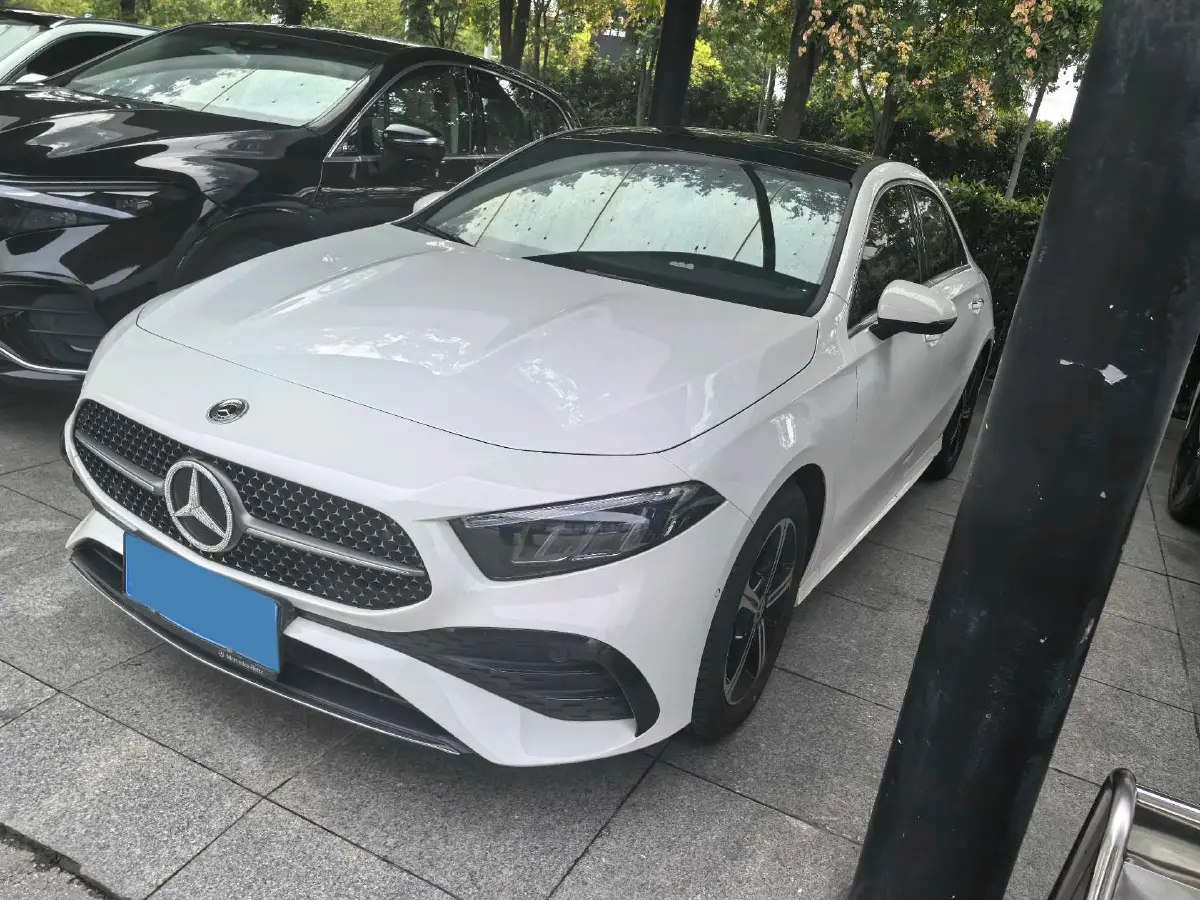 2023 Mercedes-Benz A Class 1.3T 163HP L4 7DCT
