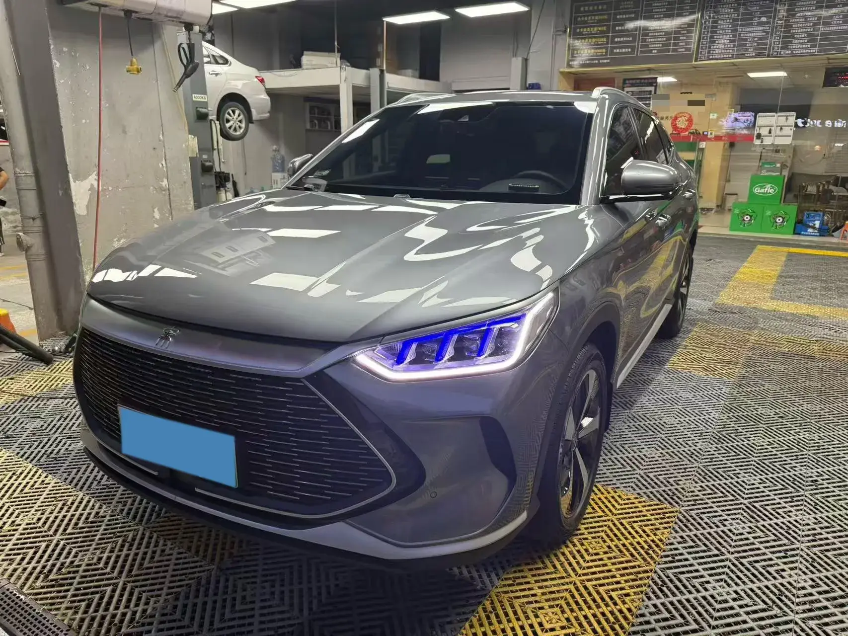 2022 BYD SONG view 1