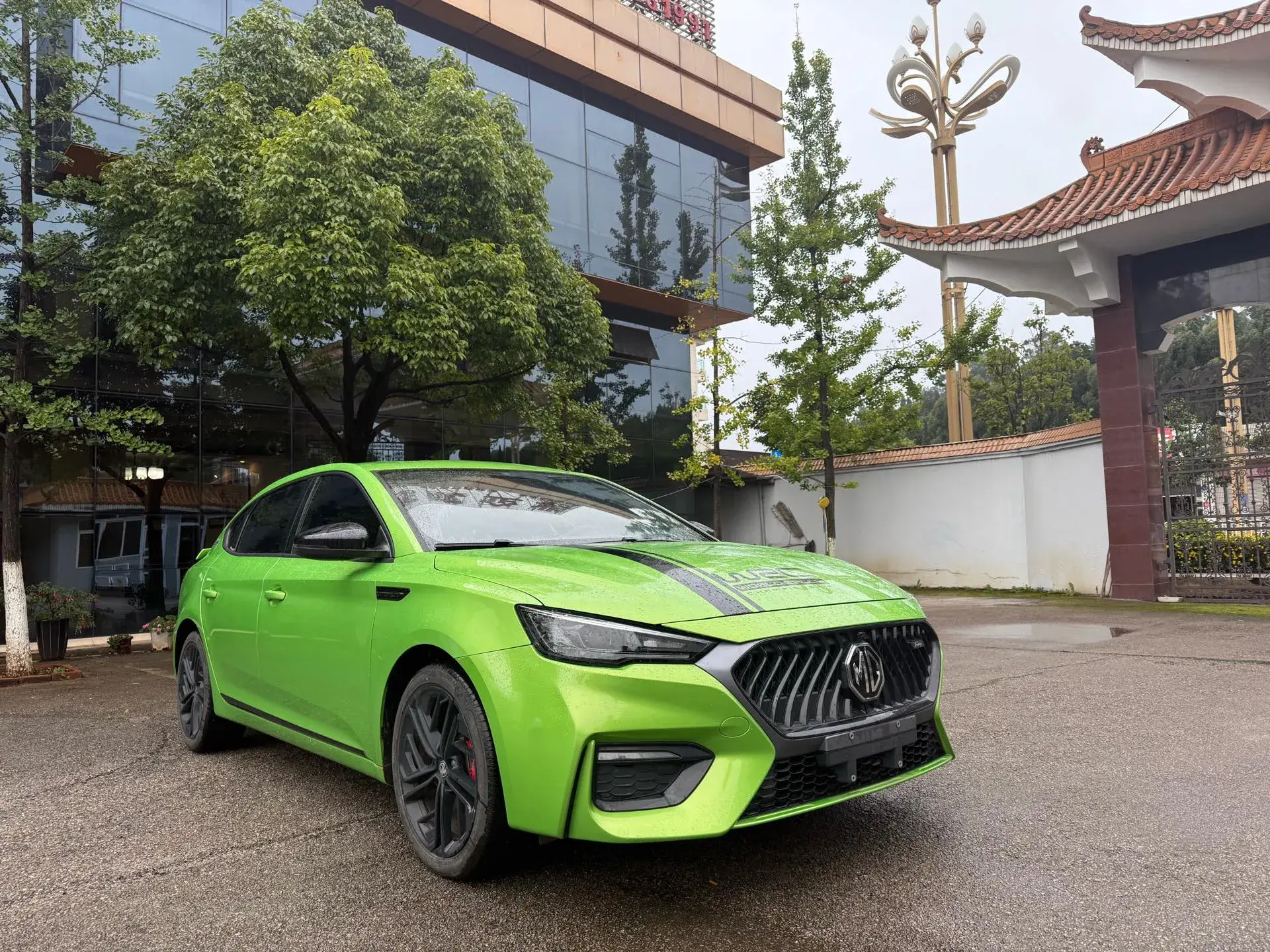 2020 MG MG6 thumbnail 3