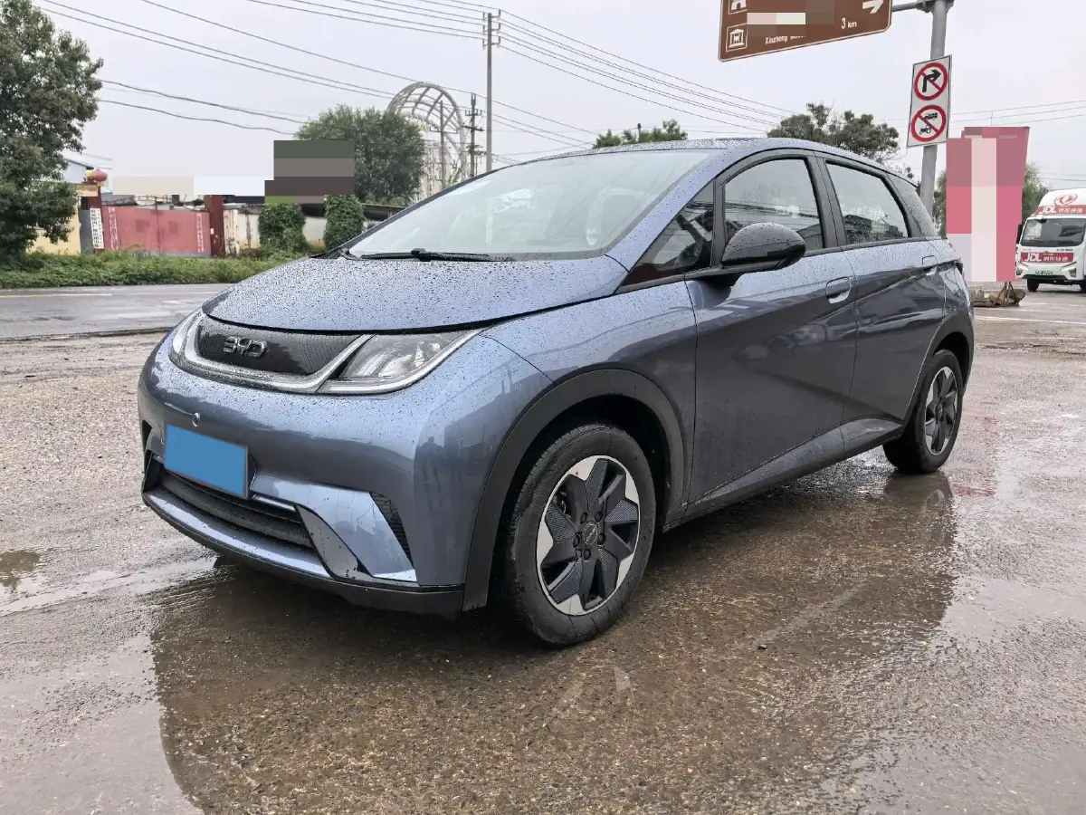 2025 BYD Dolphin BEV 44.928KWH