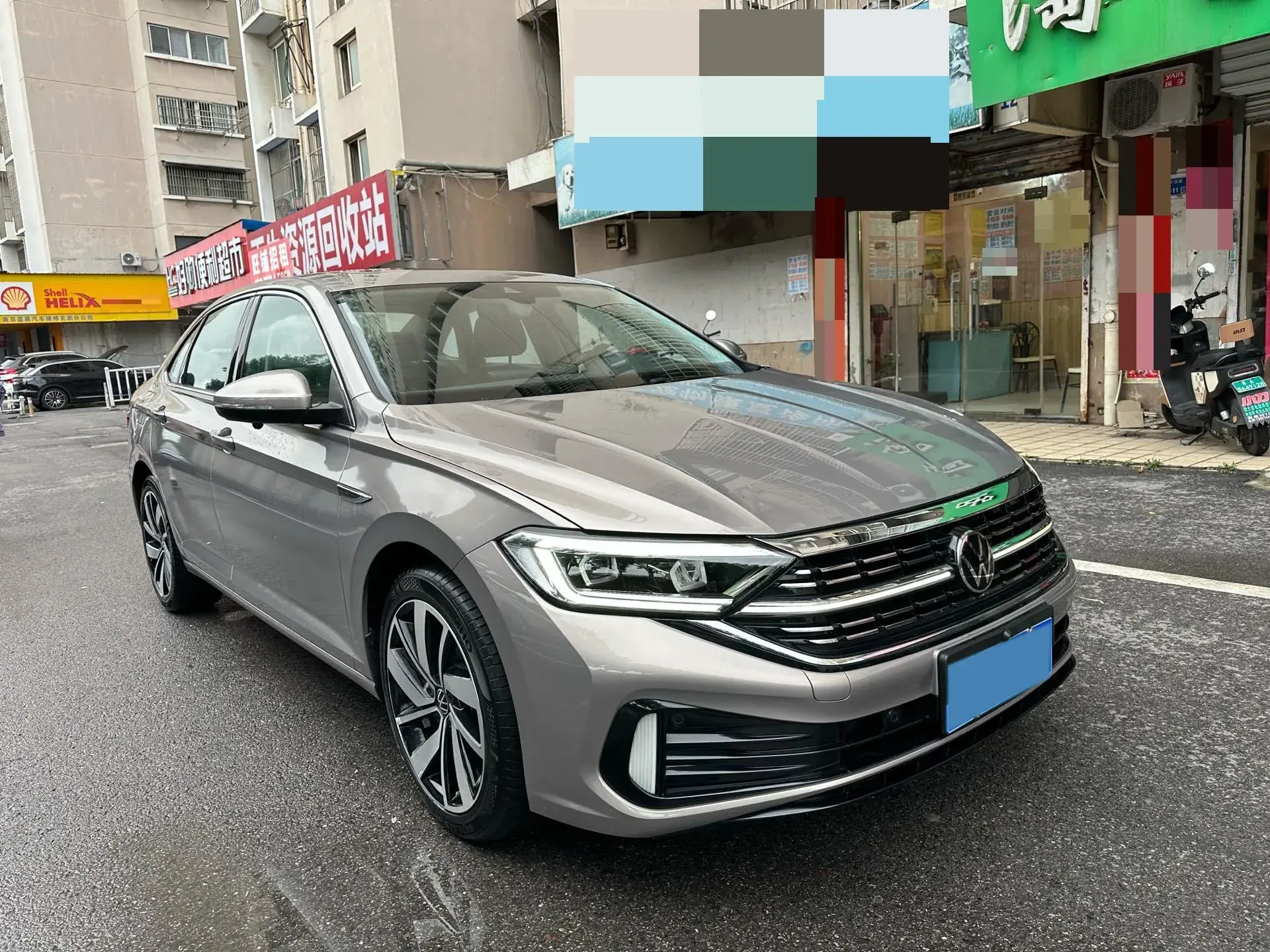 2023 VOLKSWAGEN SAGITAR thumbnail 3